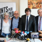 Comín, Boye, Ponsatí, Puigdemont, Trias y Talegón, juntos, después de una rueda de prensa en Bruselas el 4 de mayo del 2019.