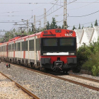 Imagen de archivo de un tren de cercanías en la estación de Mont-roig del Camp.