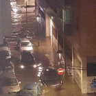 CArrers adyacentes a la calle Real, inundados, en el barrio del Puerto.