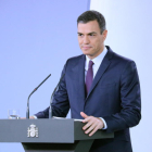 El presidente del gobierno español, Pedro Sánchez, a la rueda de prensa posterior al Consejo de Ministros extraordinario.