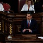 El candidato socialista a la Presidencia del Gobierno español, Pedro Sánchez, durante su intervención en la primera jornada del debate de investidura.