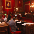 Plano general del pleno del Ayuntamiento de Tarragona.
