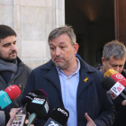 El president de l'AMI, Josep Maria Cervera, durant l'atenció als mitjans per valorar la sentència del TSJC.