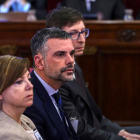Meritxell Borràs, Santi Vila y Carles Mundó, durante la primera jornada del juicio del 1-O.