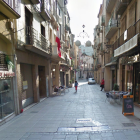 Imagen de la calle de la Cort de Valls, uno de los ejes comerciales.