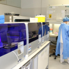 El laboratori ha arribat a rebre durant les passades setmanes al voltant de 3000-3500 PCR al dia.