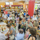L'afluència de clients en l'últim dia amb la llibreria oberta va ser massiva.
