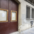 Fa gairebé dos anys que l'Associació Bravium Teatre no pot desenvolupar les seves activitats al Centre Catòlic pel mal estat de l'edifici.