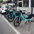 Imatge d'arxiu de la flota de bicicletes elèctriques de l'empresa Tier Mobility a Tarragona.