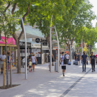 Varios locales comerciales en el paseo Carles Buïgas de Salou.