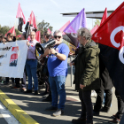 Protesta del sindicat CGT davant l'empresa Egara de Lleida.