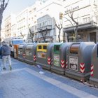 Imatge d'arxiu d'una fila de contenidors a Tarragona