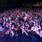 Final de l'actucaió de Balkan al FIMC, al Port de Cambrils.