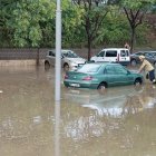 Imatge d'inundacions a la platja Arrabassada de Tarragona durant un temporal de plujes intenses