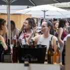 La plaça Corsini va acollir una nova edició de la Fira del Vi, una oportunitat per degustar i conèixer els productes de la DO Tarragona.