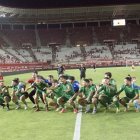 Imatge dels jugadors del Nàstic després del triomf al camp del Real Murcia.