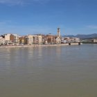 Imatge del riu Ebre crescut en una imatge d'arxiu