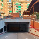 Fotografia d'arxiu de l'entrada del pàrquing d'Alcalde Joan Bertran.