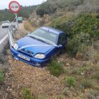 Imatge del turisme que va sortir de la TV-3022 que conduïa l'investigat.