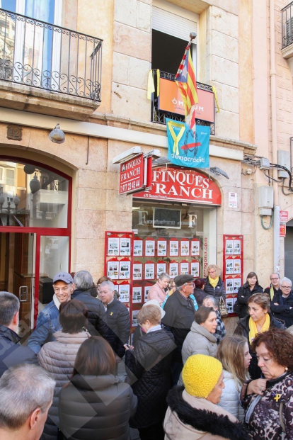 Concentració a Tarragona en suport d'Òmnium Cultural