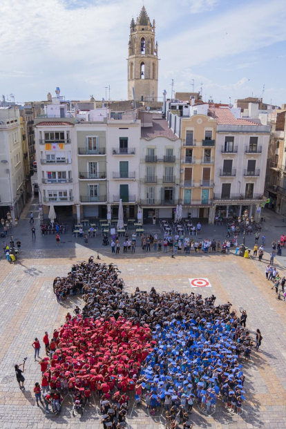 'Hola Sant Pere' en Reus