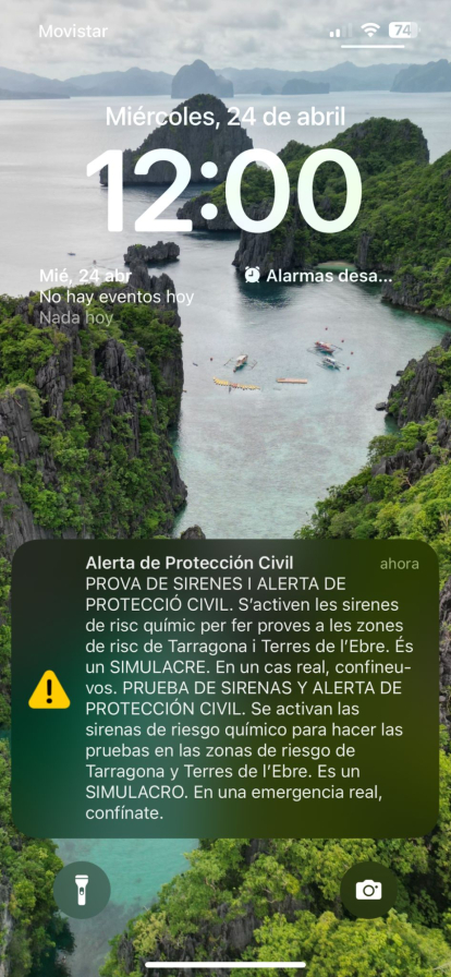 Captura de pantalla d'un dispositiu amb l'alerta enviada.