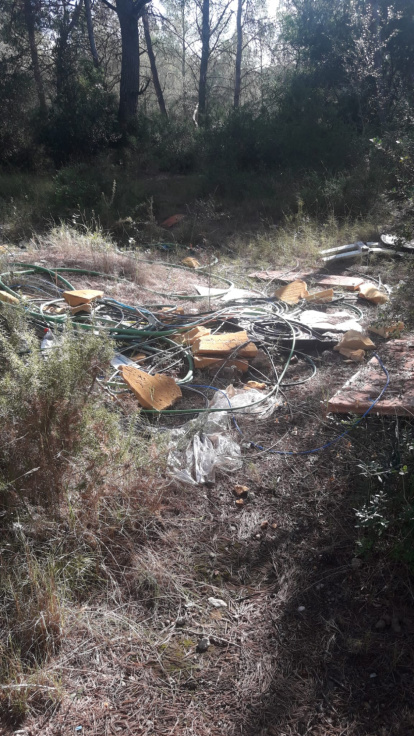 Imatge de l'abocador il·legal al barri de Sant Salvador de Tarragona.