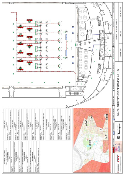 Paneles informativos para facilitar a los electores reconocer la mesa que le toca votar en los diferentes puntos electorales distribuidos por toda Tarragona