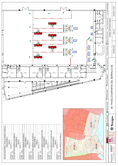 Paneles informativos para facilitar a los electores reconocer la mesa que le toca votar en los diferentes puntos electorales distribuidos por toda Tarragona