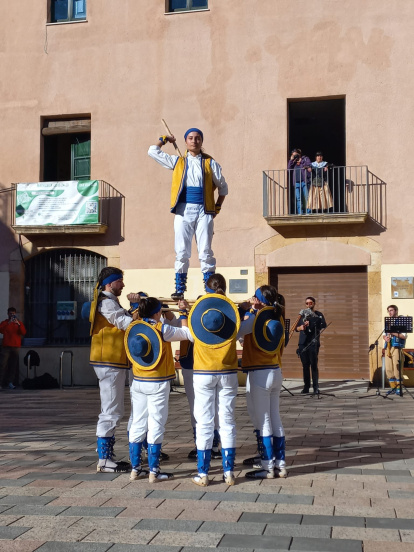 La primera actuación del Ball de Pastorets de Vilaseca, el pasado sábado en la plaza de Estudis