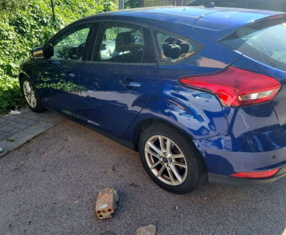 Imatge del cotxe que va intentar robar el lladre quan el van detenir.